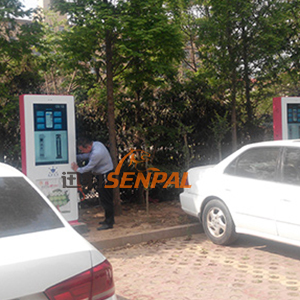 河南南陽引進迅豹充電樁廣告機